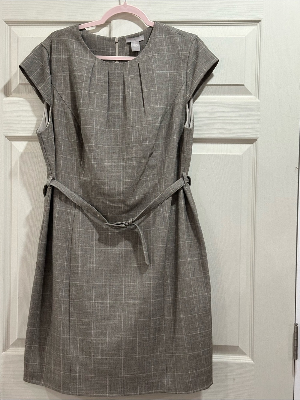 H&M Gray-Beige Size Tag - US XL